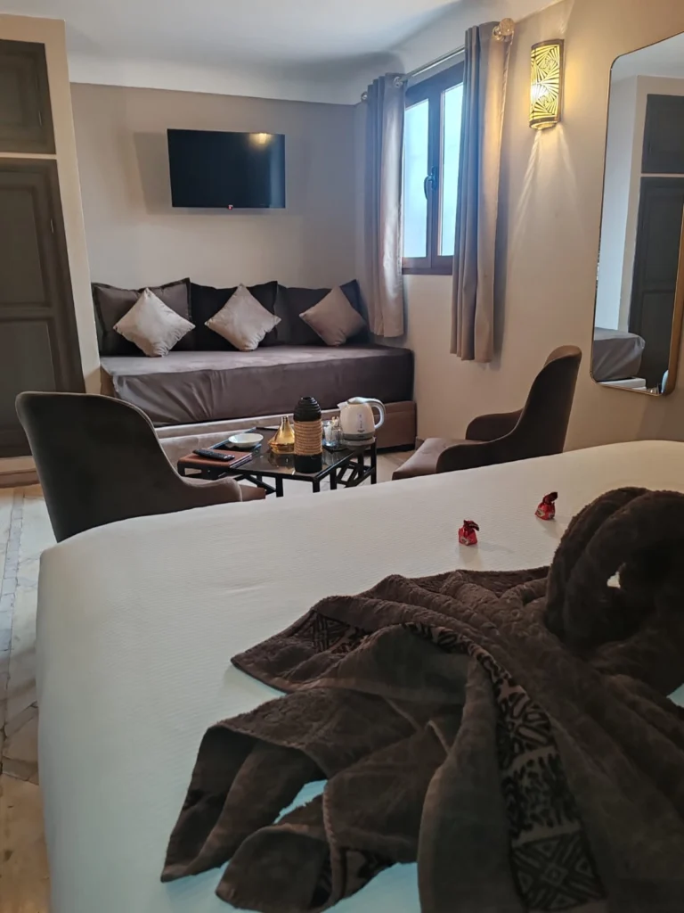 927152404cfc39a16d7a6c7f52b074c45a18b69d