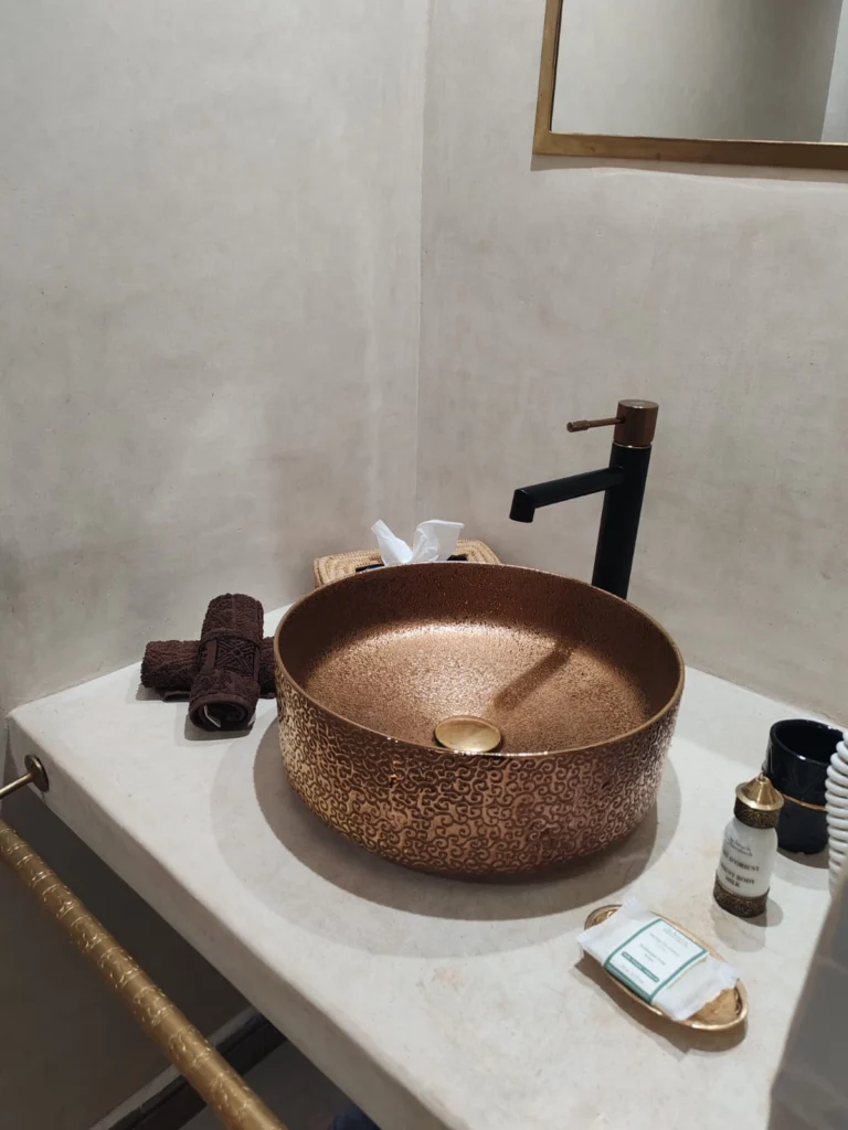 b3d09cbd76b09553633ea1460359dbf2fff1a761